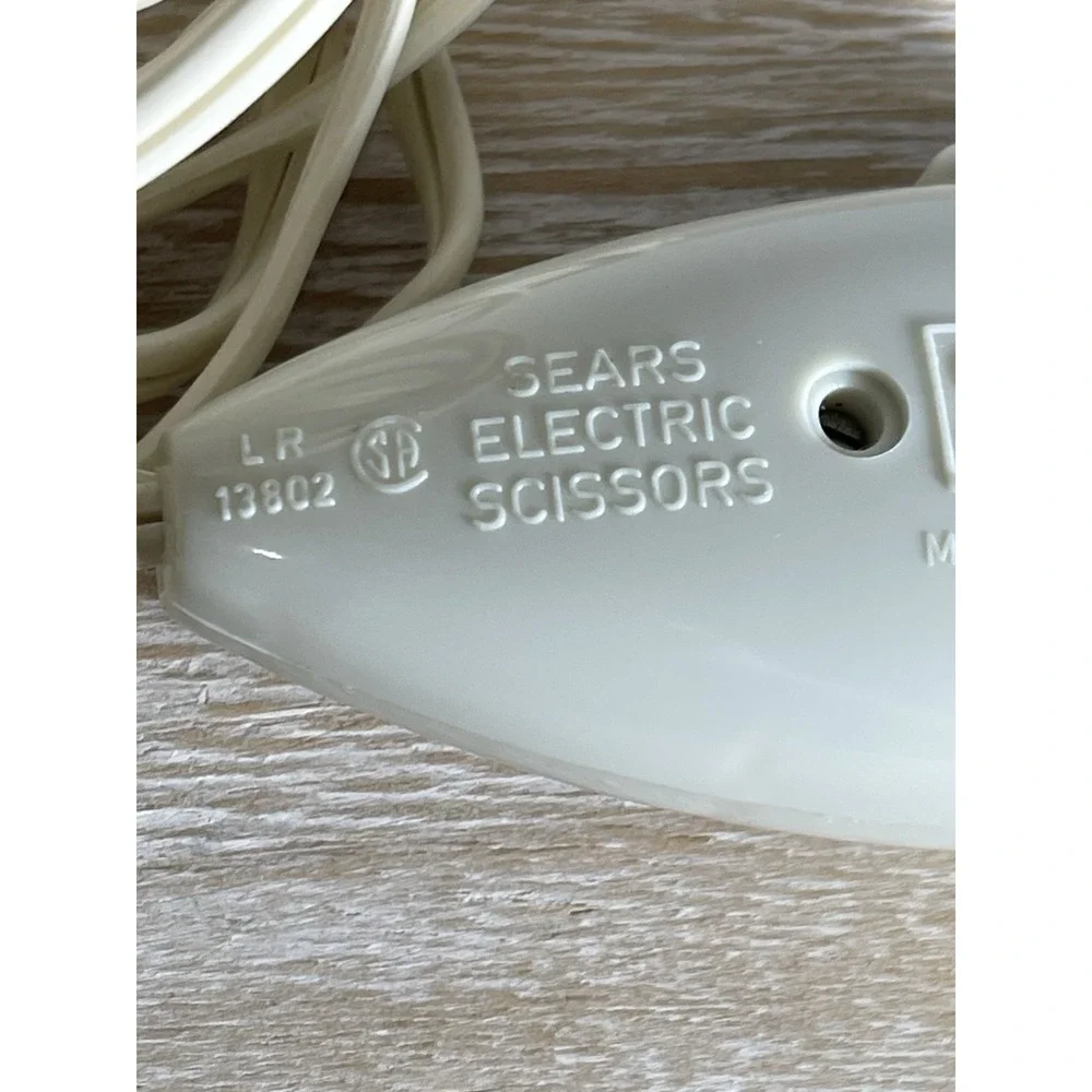 Vintage SEARS Roebuck And Co Electric‎ Fabric Sewing Scissors Switzerland Tested